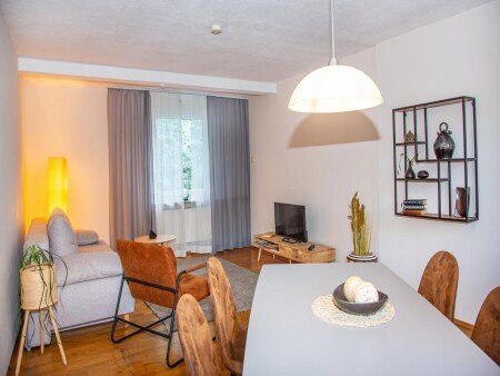 Ferienhaus 9 Schlafzimmer, mit Garten