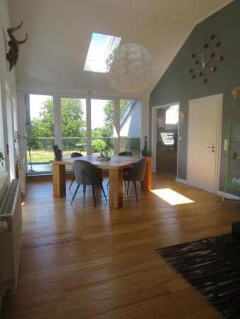 Wohnung 2 Schlafzimmer, mit Garten