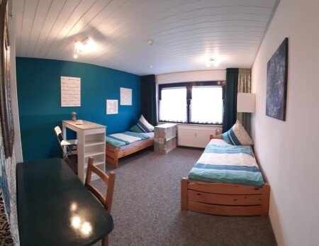 Wohnung 3 Schlafzimmer, mit Garten
