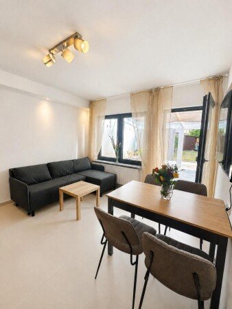 Wohnung 2 Schlafzimmer, mit Garten