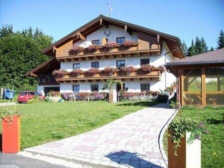 Wohnung 2 Schlafzimmer, mit Garten