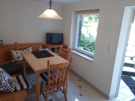 Wohnung 2 Schlafzimmer, mit Garten