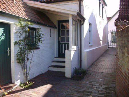 Wohnung 1 Schlafzimmer, mit Garten