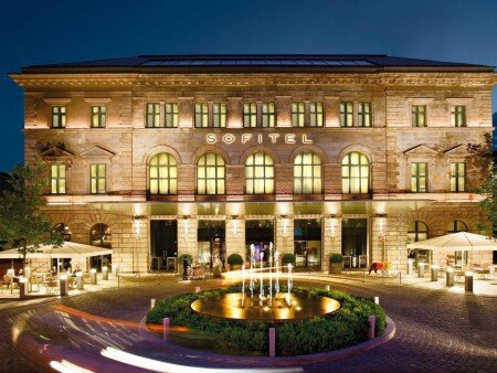 Hotel with jacuzzi