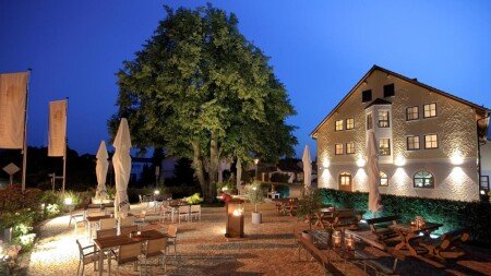 Hotel with garden