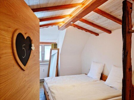 Hostel 2 guests, with wifi