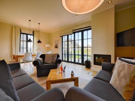 Ferienhaus 4 Schlafzimmer, mit Pool