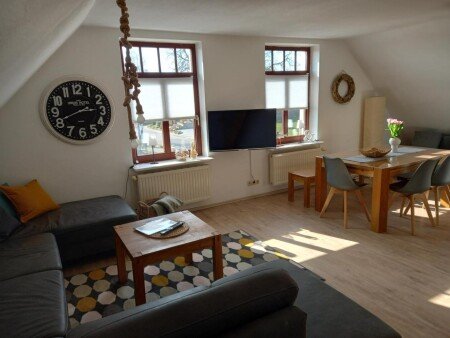 Wohnung 2 Schlafzimmer, mit Garten