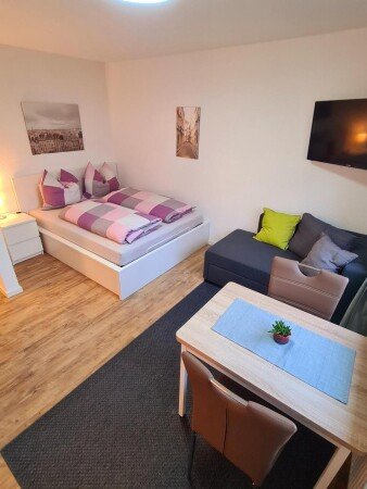 Wohnung 1 Schlafzimmer, mit Garten