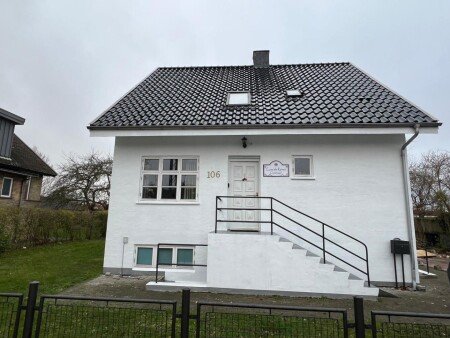 Bed and breakfast 4 guests, with garden