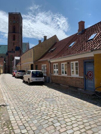 Wohnung 3 Schlafzimmer, mit Garten