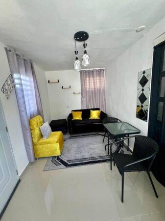 Apartamento 1 habitación, con piscina