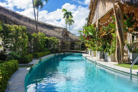 Hotel con piscina