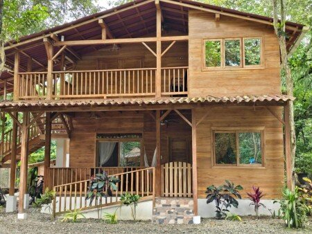 Casa 5 huéspedes, con jacuzzi