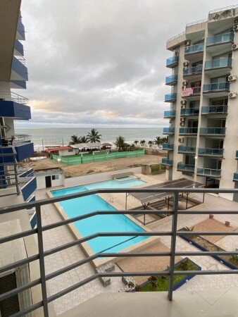 Apartamento 12 huéspedes, con piscina