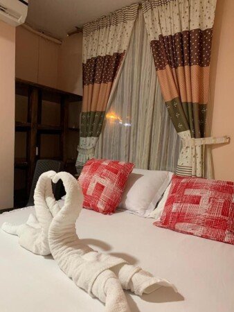 Hotel con piscina