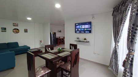 Apartamento 6 huéspedes, con jardín
