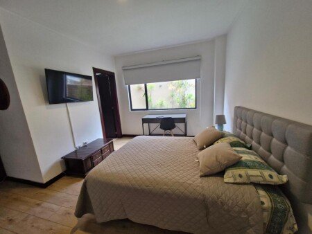 Apartamento 2 habitaciones, con jardín