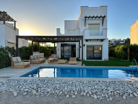 Villa 3 bedrooms, with pool