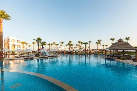 Hotel con piscina