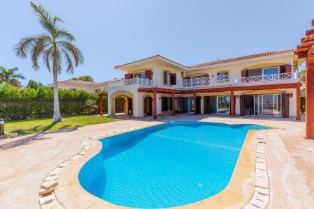 Villa 4 bedrooms, with jacuzzi