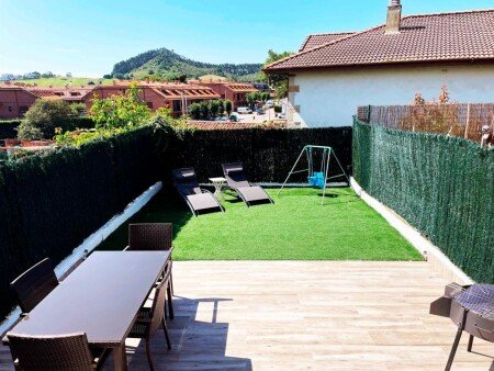 Casa 3 habitaciones, con jardín