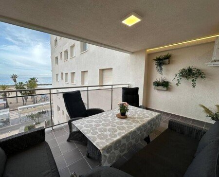 Apartamento 4 habitaciones, con jardín