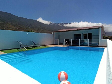 Villa 2 habitaciones, con piscina