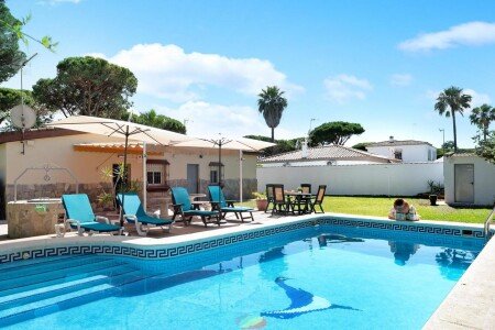 Bed and breakfast 4 habitaciones, con piscina