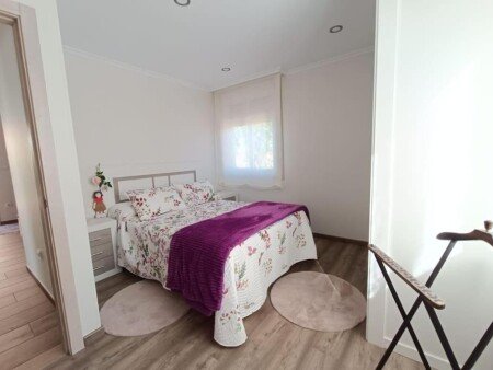 Casa 2 habitaciones, con jardín