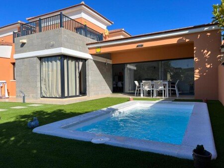 Villa 3 camere, con piscina