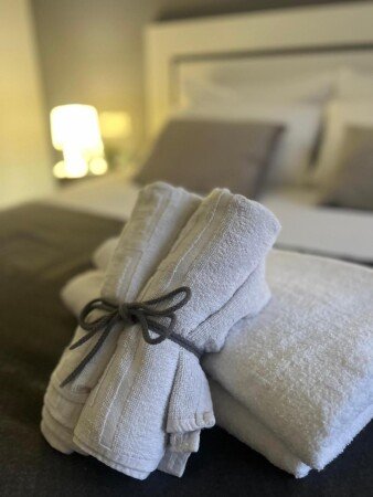 Bed and breakfast 1 bedroom, with air conditioning