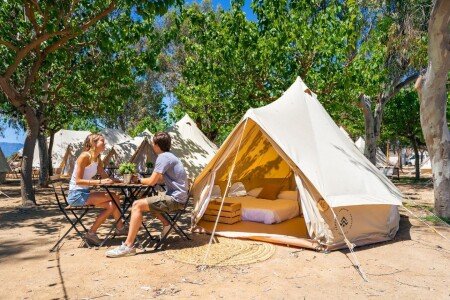 Hébergement insolite 6 voyageurs, avec piscine