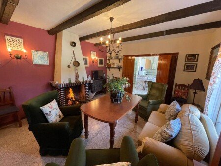 Casa 2 habitaciones, con jardín