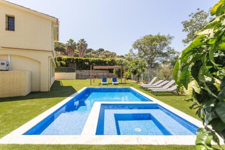 Casa 4 habitaciones, con jacuzzi