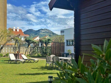 Casa 4 habitaciones, con jardín