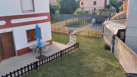 Apartamento 2 habitaciones, con jardín