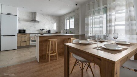 Apartamento 3 habitaciones, con jardín