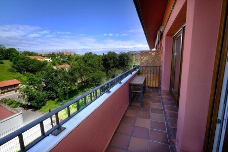 Apartamento 2 habitaciones, con jardín