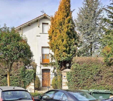 Casa 6 habitaciones, con jardín