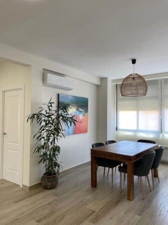 Apartamento 3 habitaciones, con aire acondicionado