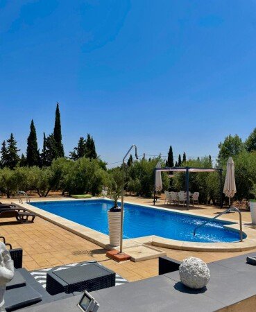 Casa 2 habitaciones, con piscina