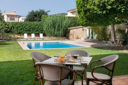 Hotel con piscina