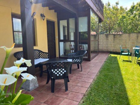 Casa 2 habitaciones, con jardín