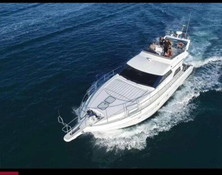 Barco 3 habitaciones, con piscina