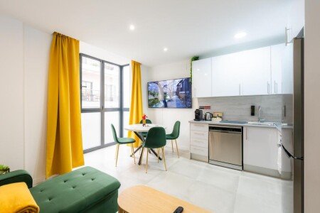 Aparthotel 7 huéspedes, con jardín