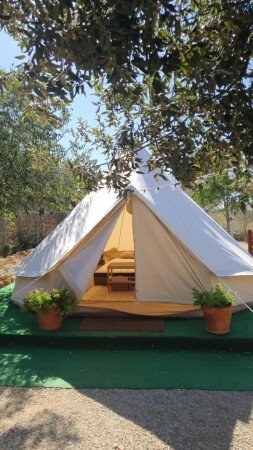 Hébergement insolite 1 chambre, avec piscine