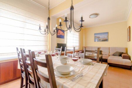 Apartamento 4 habitaciones, con wifi