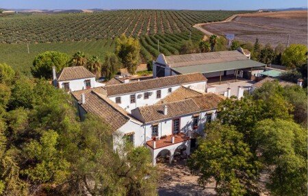 Casa 20 huéspedes, con piscina