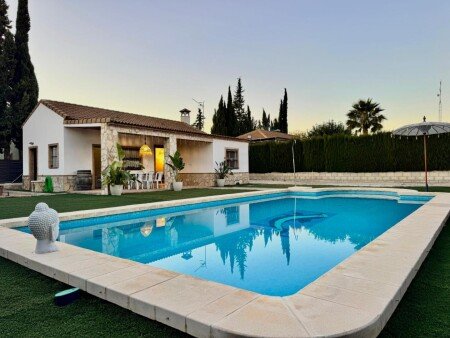 Casa 1 habitación, con piscina